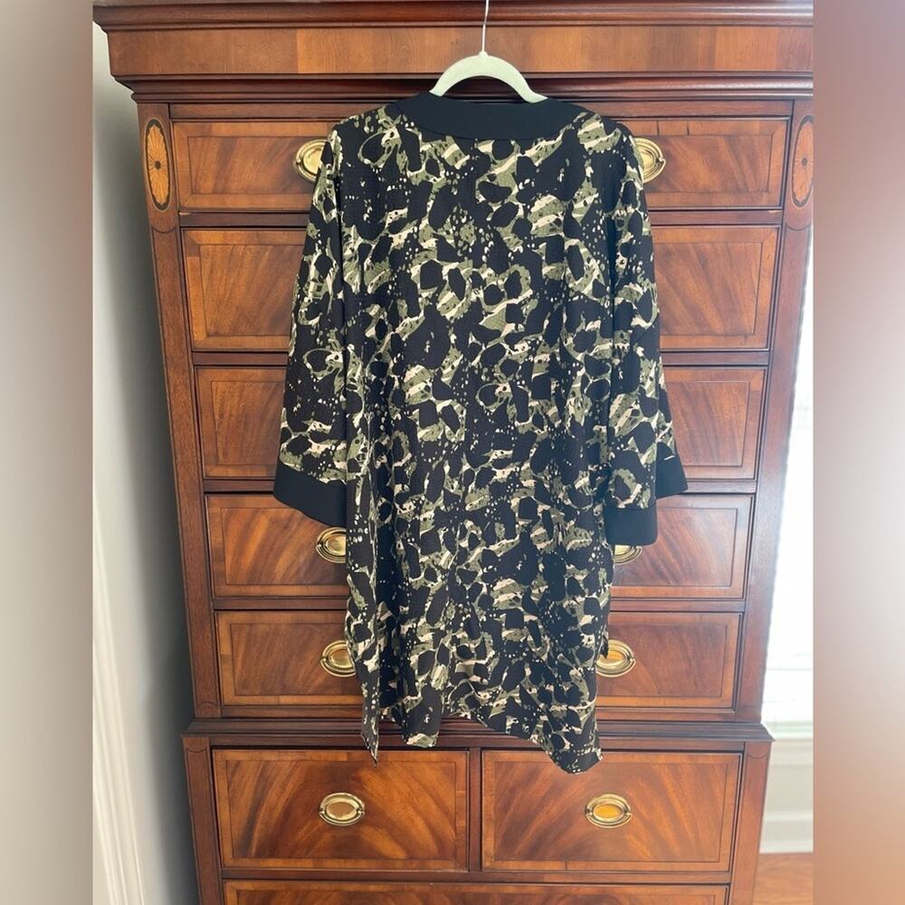 ✨KARL LAGERFELD PARIS✨ High Low Kimono - Picture 5 of 9